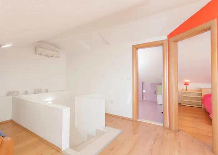 公寓 Penthouse Slavija